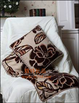 靠枕/抱枕 泰國(guó)麻植絨抱枕被 - 家居生活禮品 - 貴州禮品|貴陽(yáng)禮品|貴州雅特禮品公司0851-6831748|遵義禮品|安順禮品|都勻禮品|凱里禮品|銅仁禮品|畢節(jié)禮品|六盤水禮品|興義禮品|貴州商務(wù)禮品|貴州工藝禮品|.